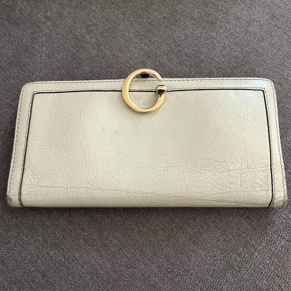 Gucci White Leather Bi-fold Wallet